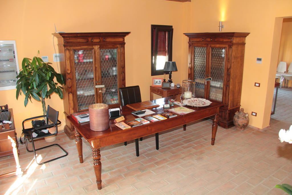 Conte Pietro Room&Breakfast Ferrara Luaran gambar